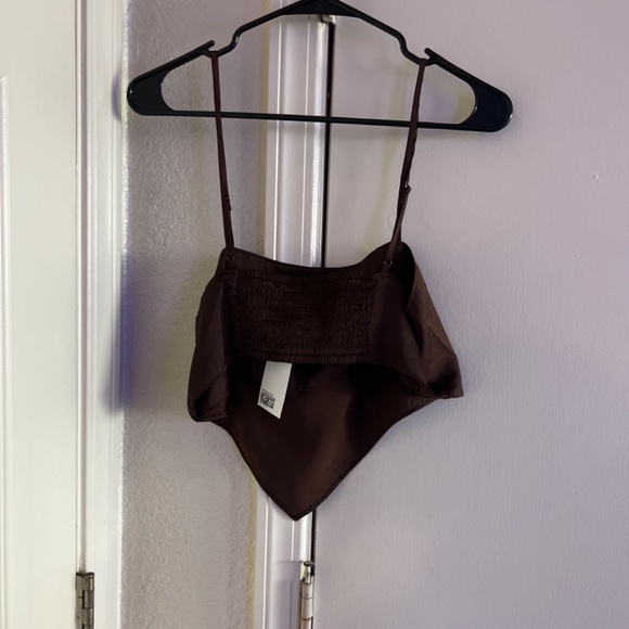 crop top - Picture 2 of 2